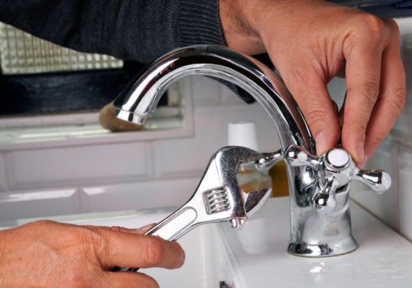 How To Repair A Leaking Faucet In San Diego?